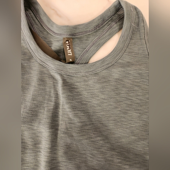 Vuori Sunrise High Neck Tank top XL workout, athletic, athlesieure, yoga NWT - Picture 9 of 9